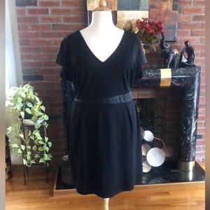 City Chic Women’s Black Short Sleeve Spliced Faux Leather Knee Length Dress